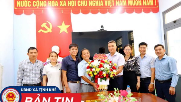 LÃNH ĐẠO XÃ TỊNH KHÊ THĂM, CHÚC MỪNG HỘI NGƯỜI CAO TUỔI NHÂN NGÀY QUỐC TẾ NGƯỜI CAO TUỔI
